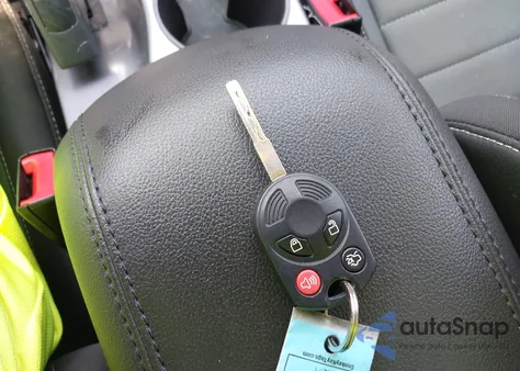 2016 Ford Escape Se из США, поврежденный, VIN 1FMCU0GX3GUC19134